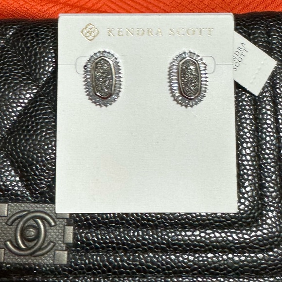 NEW KENDRA SCOTT Baguette Ellie Stud Earrings SILVER DIAMOND ROCK STONE GEMSTONE - Picture 3 of 13